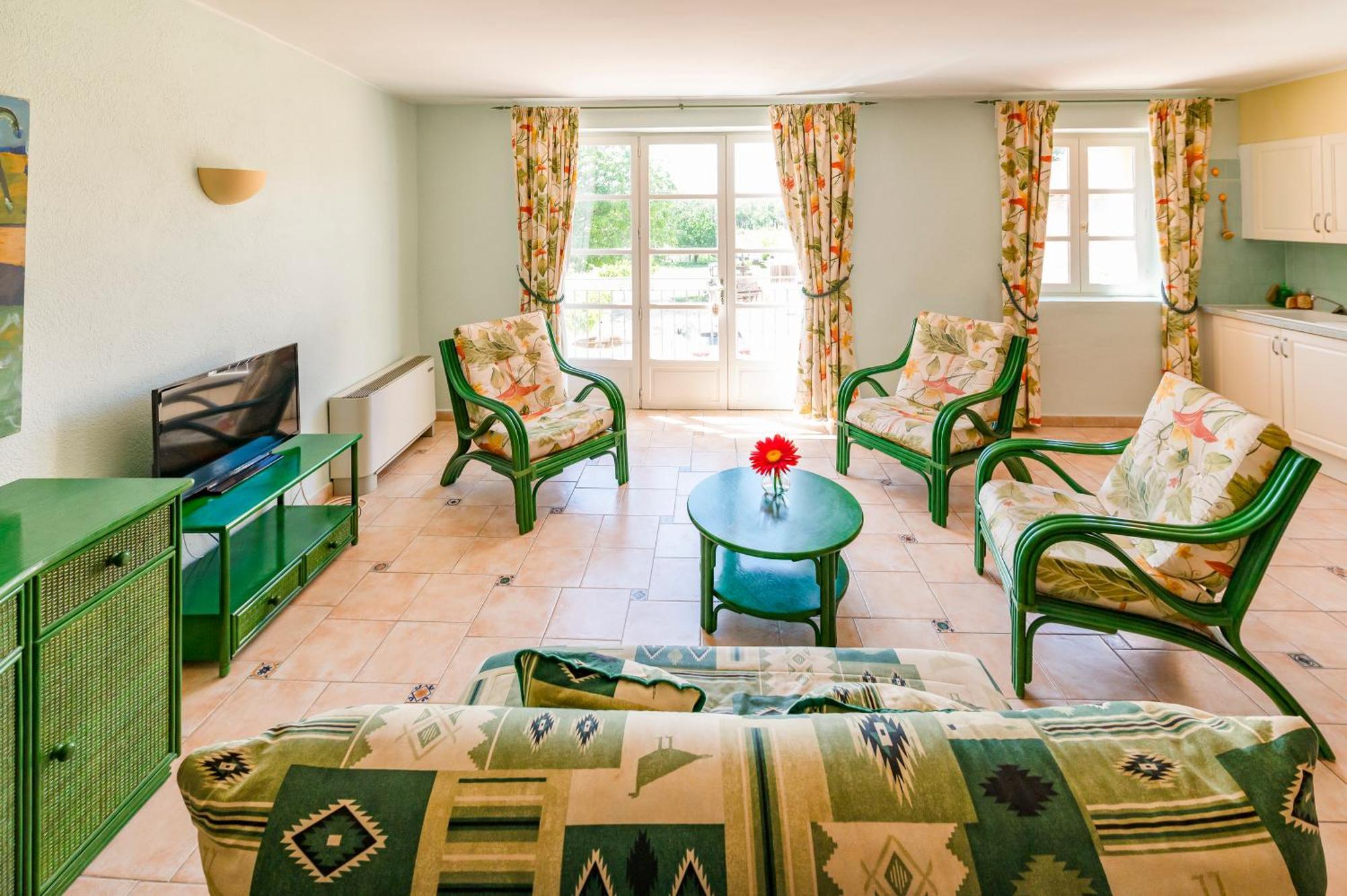 Gite Vert D'Olive Au Milieu Des Vignes - Chateau Les Apies Les Arcs-sur-Argens Exteriér fotografie